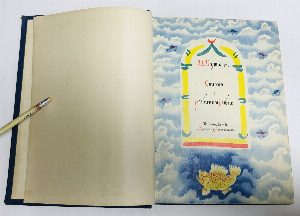 Конволют из 14 детских книг в тонких обложках.