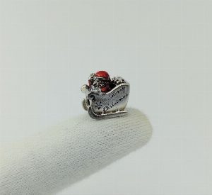 Серебряный шарм "Santa Clause". PANDORA
