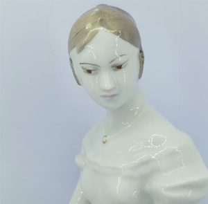 Статуэтка "Татьяна Ларина". Дмитровский фарфоровый завод (Вербилки)