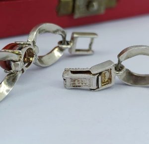 Серебряный браслет с яшмой и марказитами 