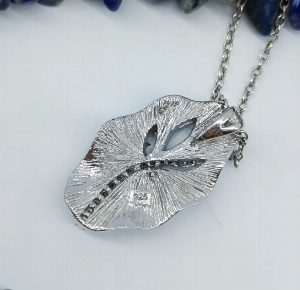 Серебряная подвеска с бело-голубой эмалью и фианитами