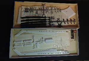 Сборная модель вертолёта МИ-10К, ГДР. PLASTICART/ПЛАСТИКАРТ 1:100