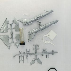 Сборная модель МИГ-21, ГДР. PLASTICART/ПЛАСТИКАРТ 1:100