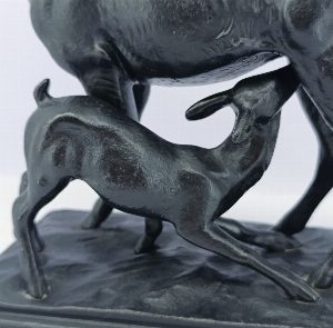 Скульптура "Кормящая лань" 1958 год. Кусинское литьё. Чугун 