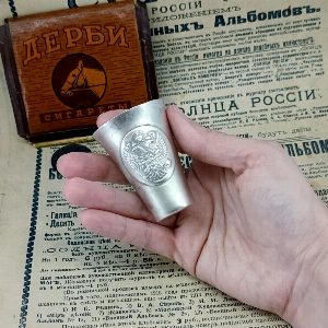Рюмка серебряная с гербом РФ