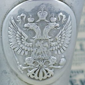 Рюмка серебряная с гербом РФ