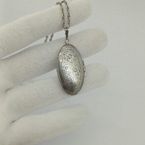Винтажный серебрянный медальон-локет