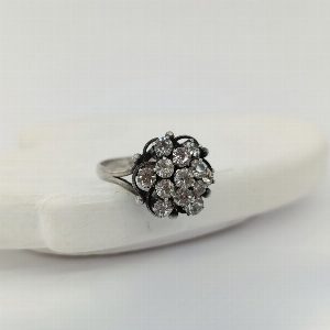 Серебряное кольцо "Малинка" 