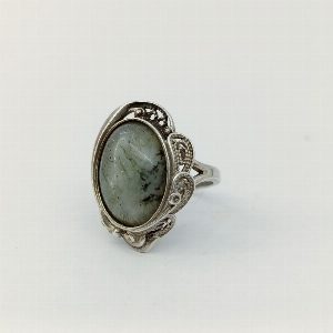 Серебряное кольцо с агатом. Скань